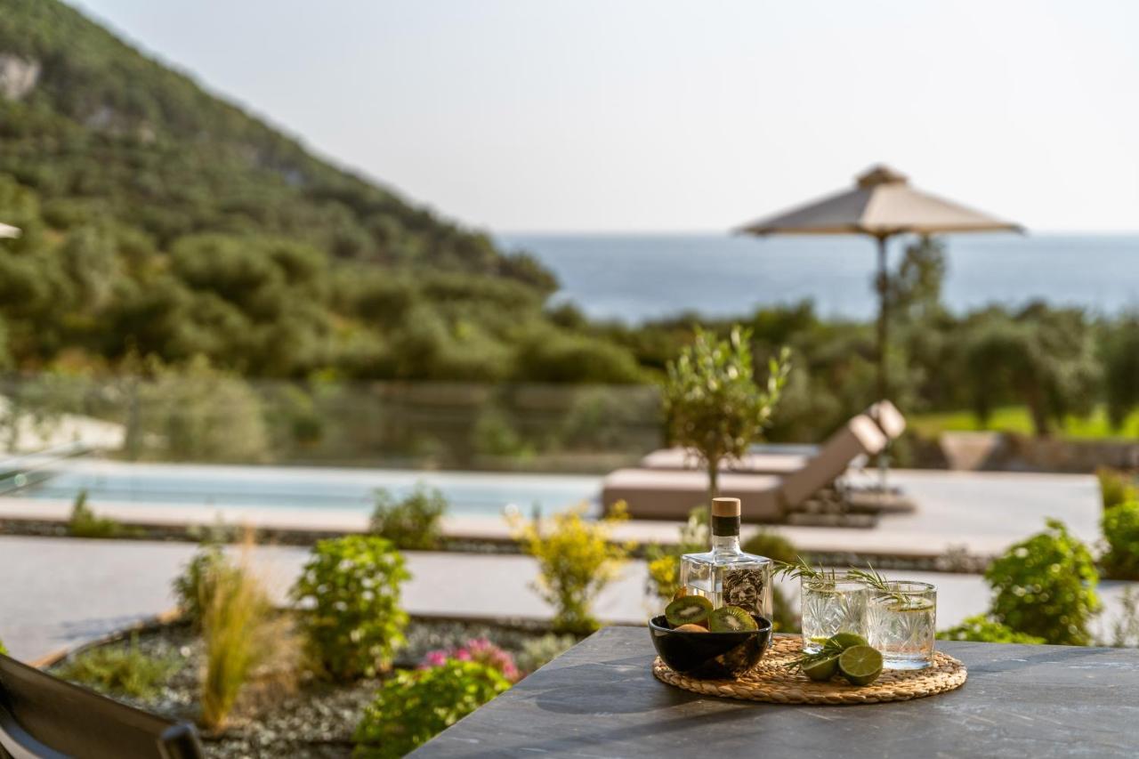 The View Hotel Sofas Coastal Retreat Perdhika Exteriör bild