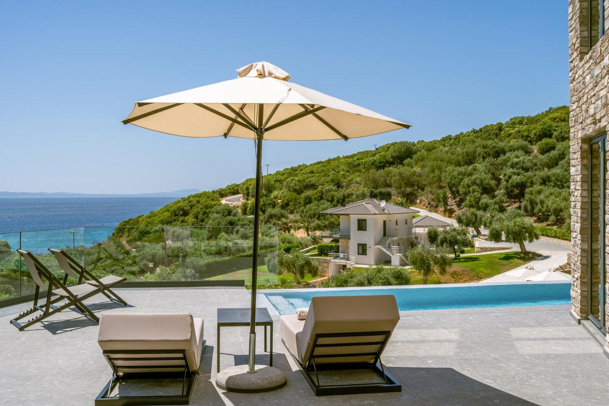 The View Hotel Sofas Coastal Retreat Perdhika Exteriör bild