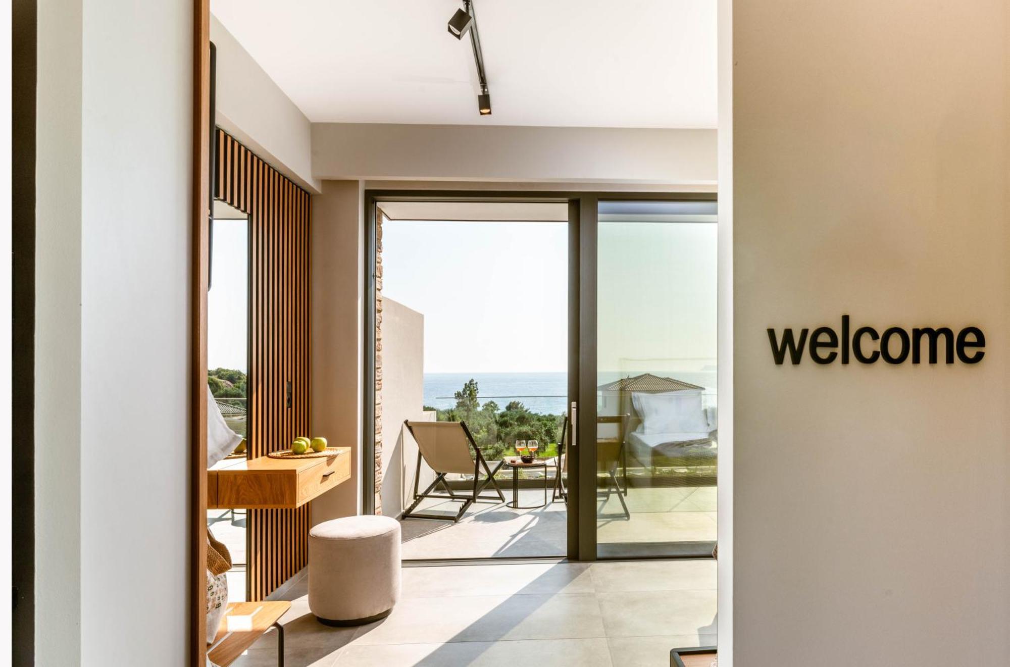The View Hotel Sofas Coastal Retreat Perdhika Exteriör bild